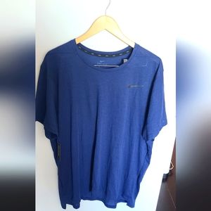 BNWT Men’s Nike Blue Dri-Fit Shirt